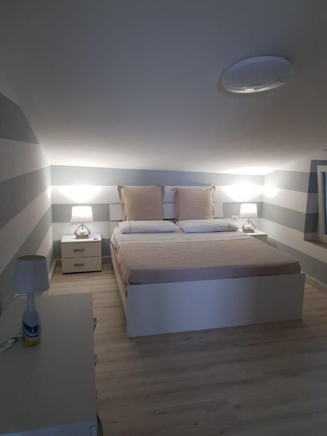 Alby Suite Termoli Bagian luar foto