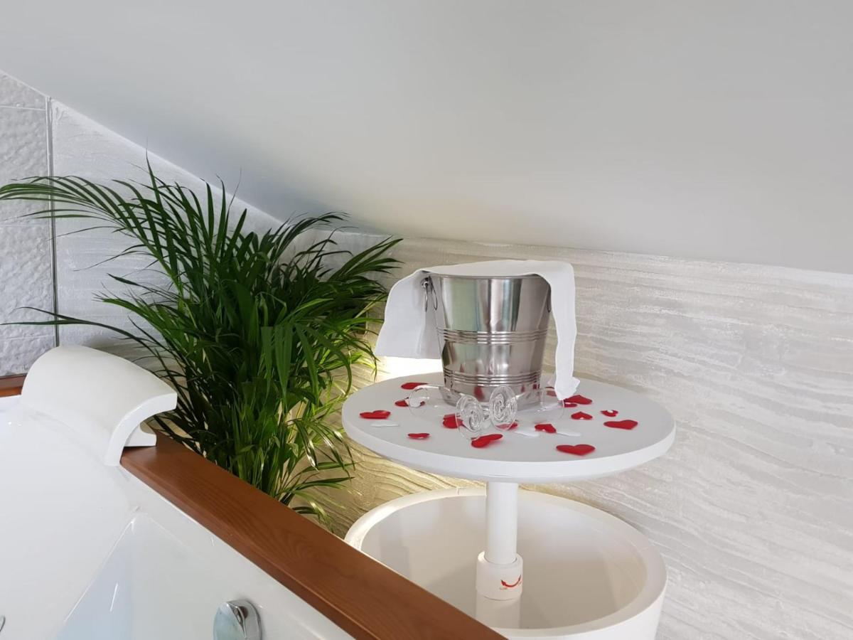Alby Suite Termoli Bagian luar foto