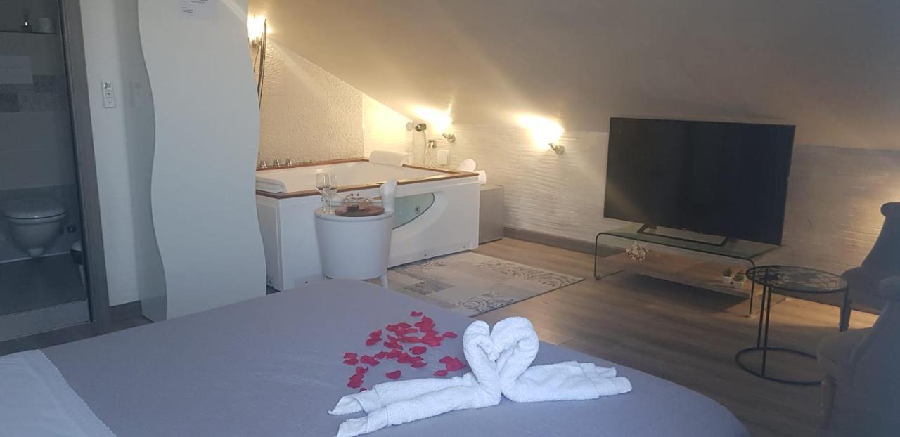 Alby Suite Termoli Bagian luar foto