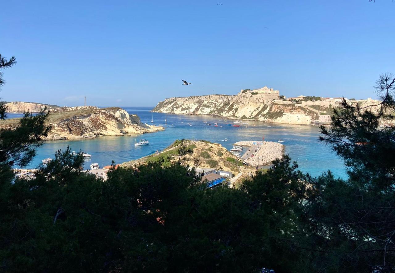 Alby Suite Termoli Bagian luar foto