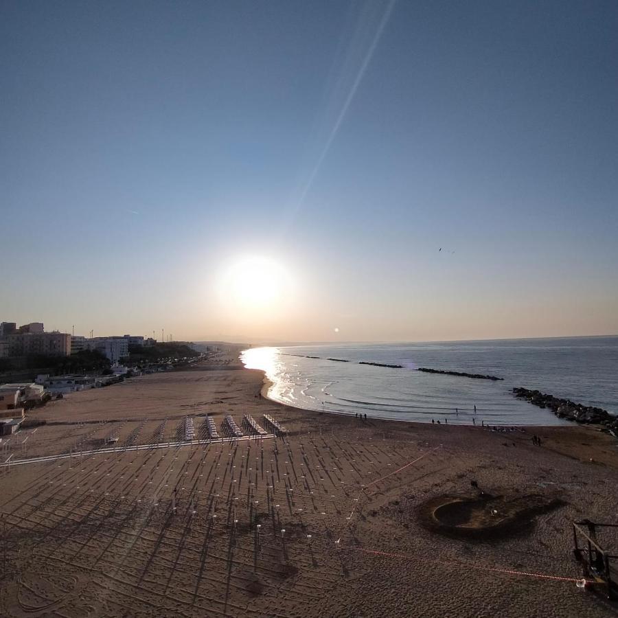Alby Suite Termoli Bagian luar foto