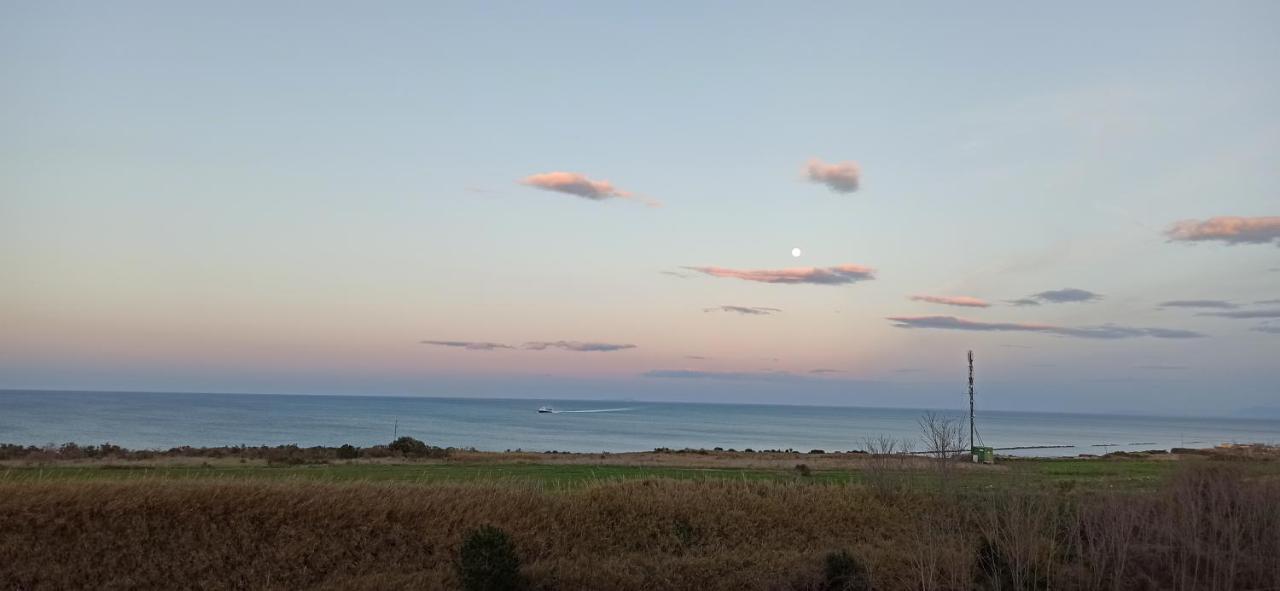 Alby Suite Termoli Bagian luar foto
