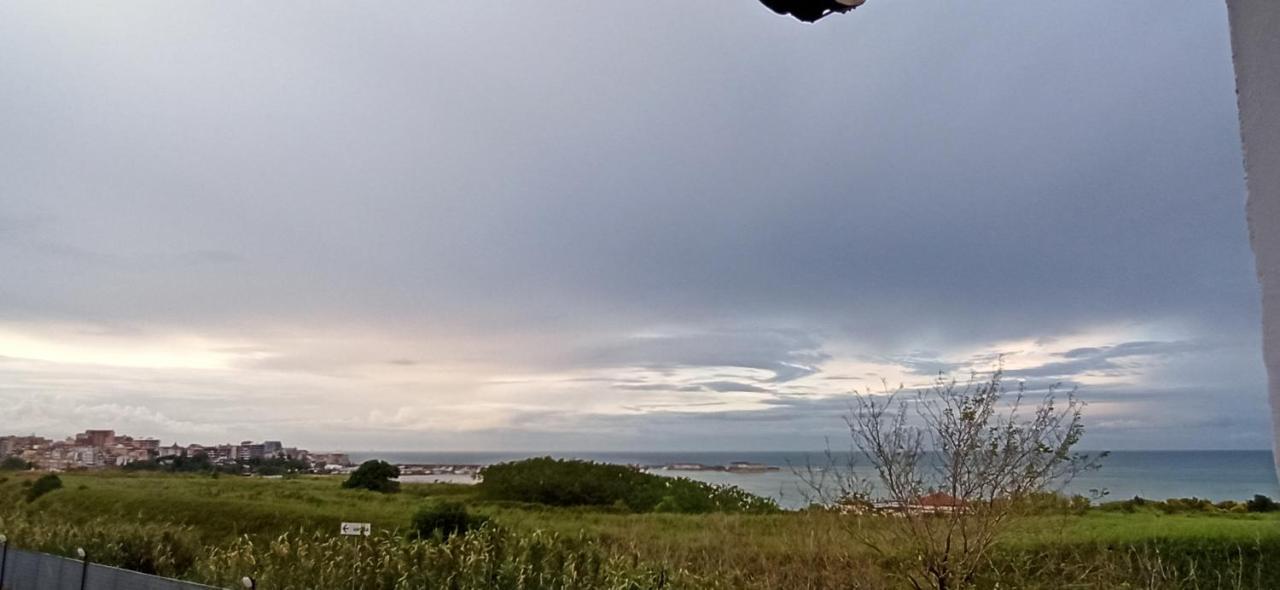 Alby Suite Termoli Bagian luar foto